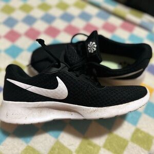 Nike Black and White Athletic Shoes